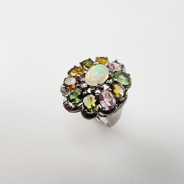 Anillo Opalo Welo y turmalinas multicolores - Anillos