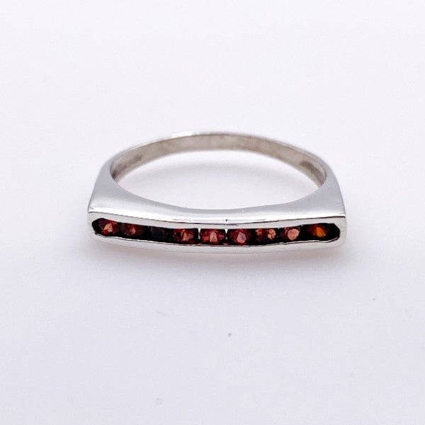 Anillo semi sin fin de Granate - Anillos