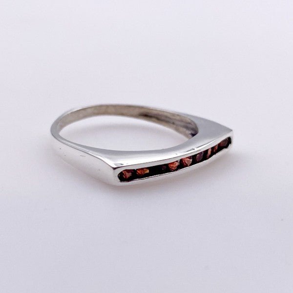 Anillo semi sin fin de Granate - Anillos