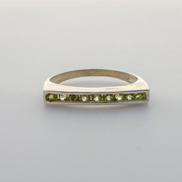 Anillo semi sin fin de Peridoto - Anillos