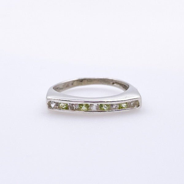 Anillo semi sin fin de Peridoto y Topacio Blanco - Anillos
