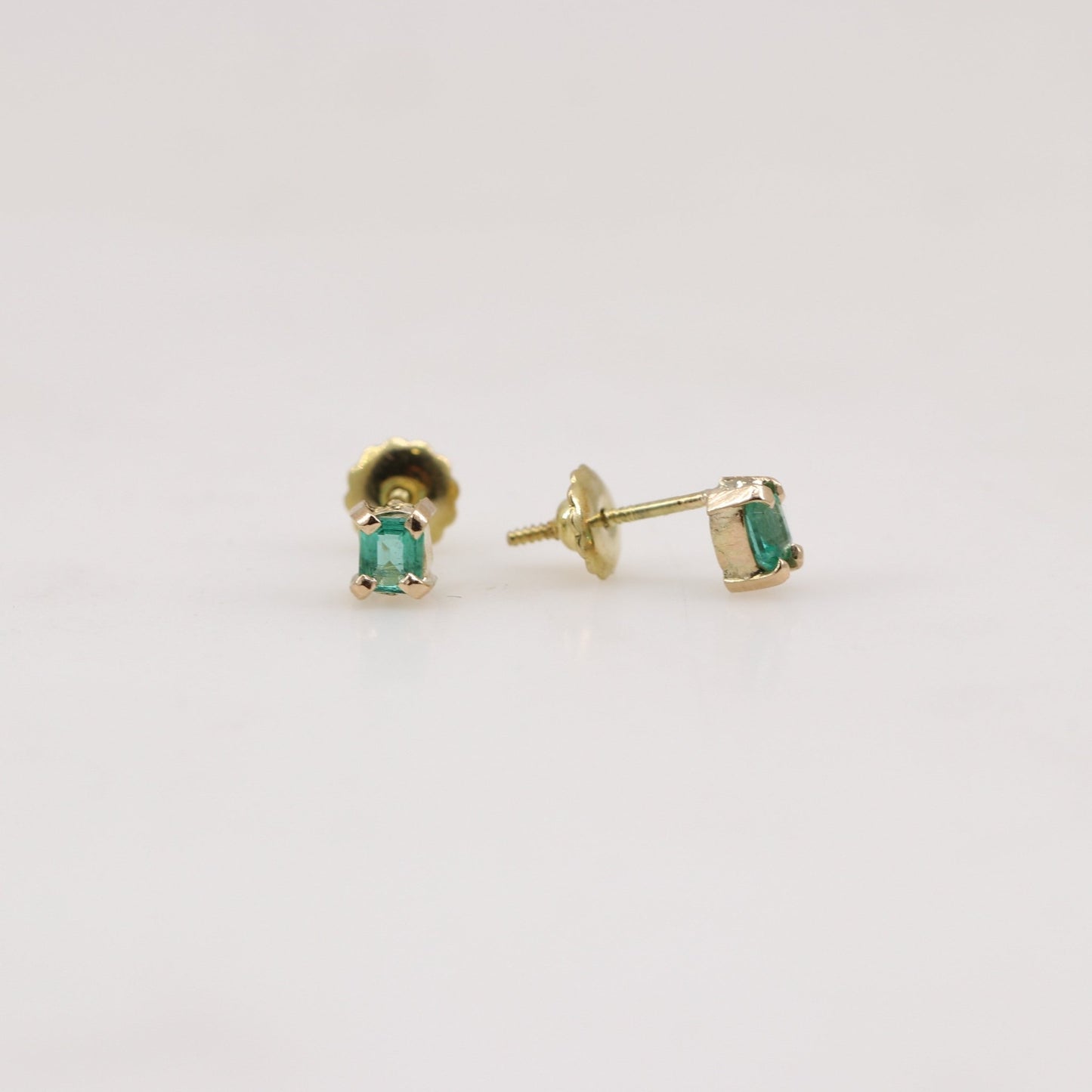 Aros de Esmeralda en oro 18 k - Aros