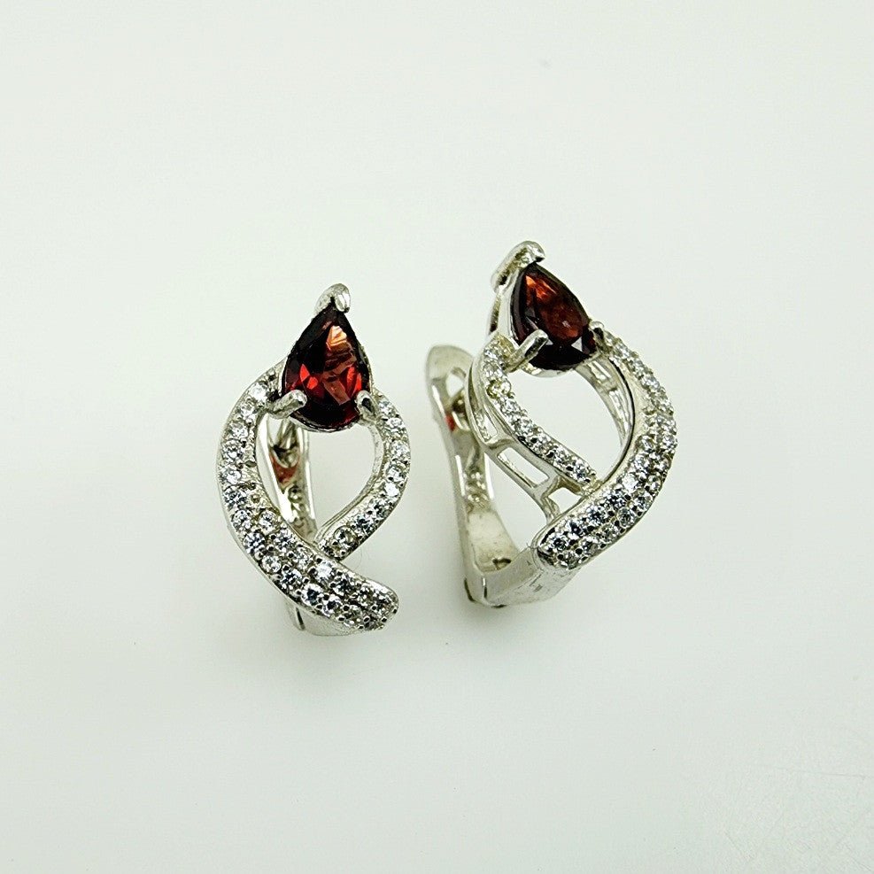 Aros de Granate y cubic zirconia - Aros
