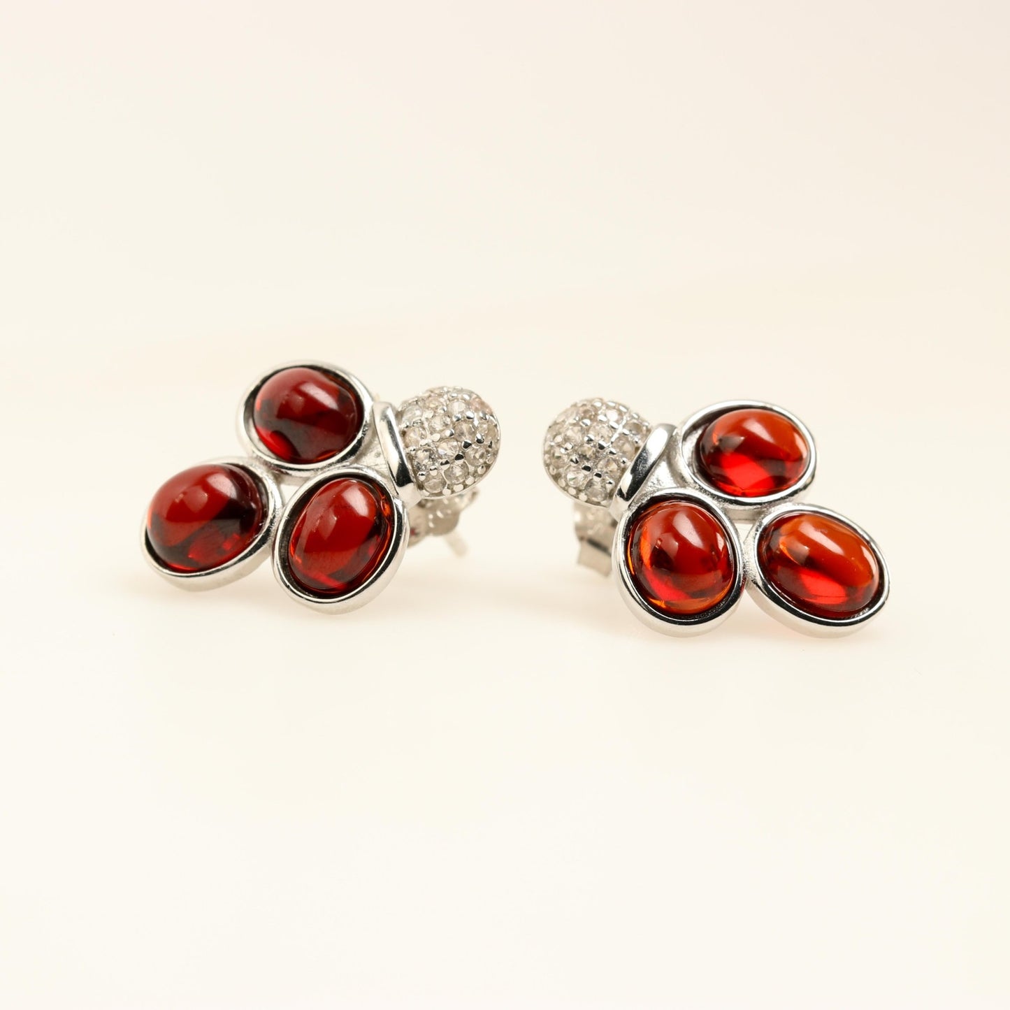 Aros de Granate y cubic zirconia - Aros