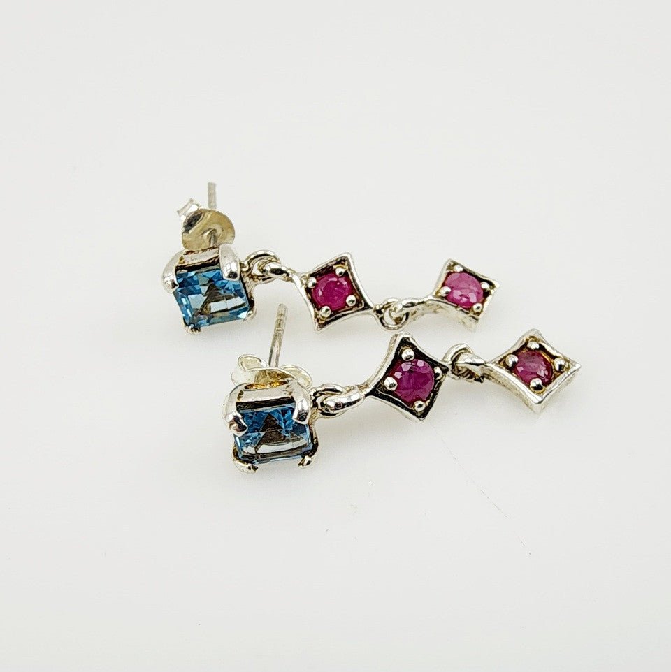 Aros de Rubí y Topacio Azul - Aros