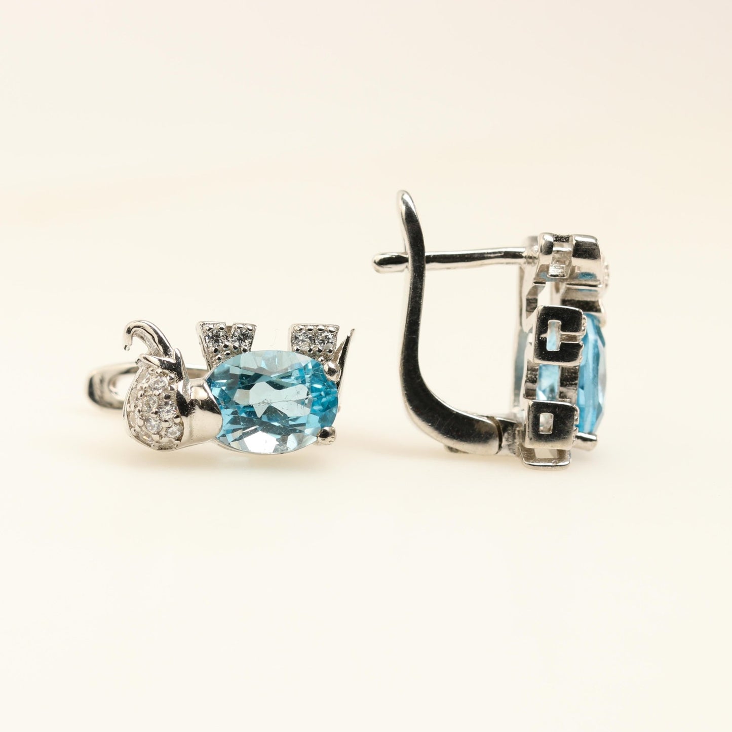 Aros de zircón azul y cubic zirconia - Aros