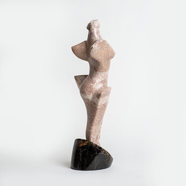 Bailarina clásica - Talla en piedra
