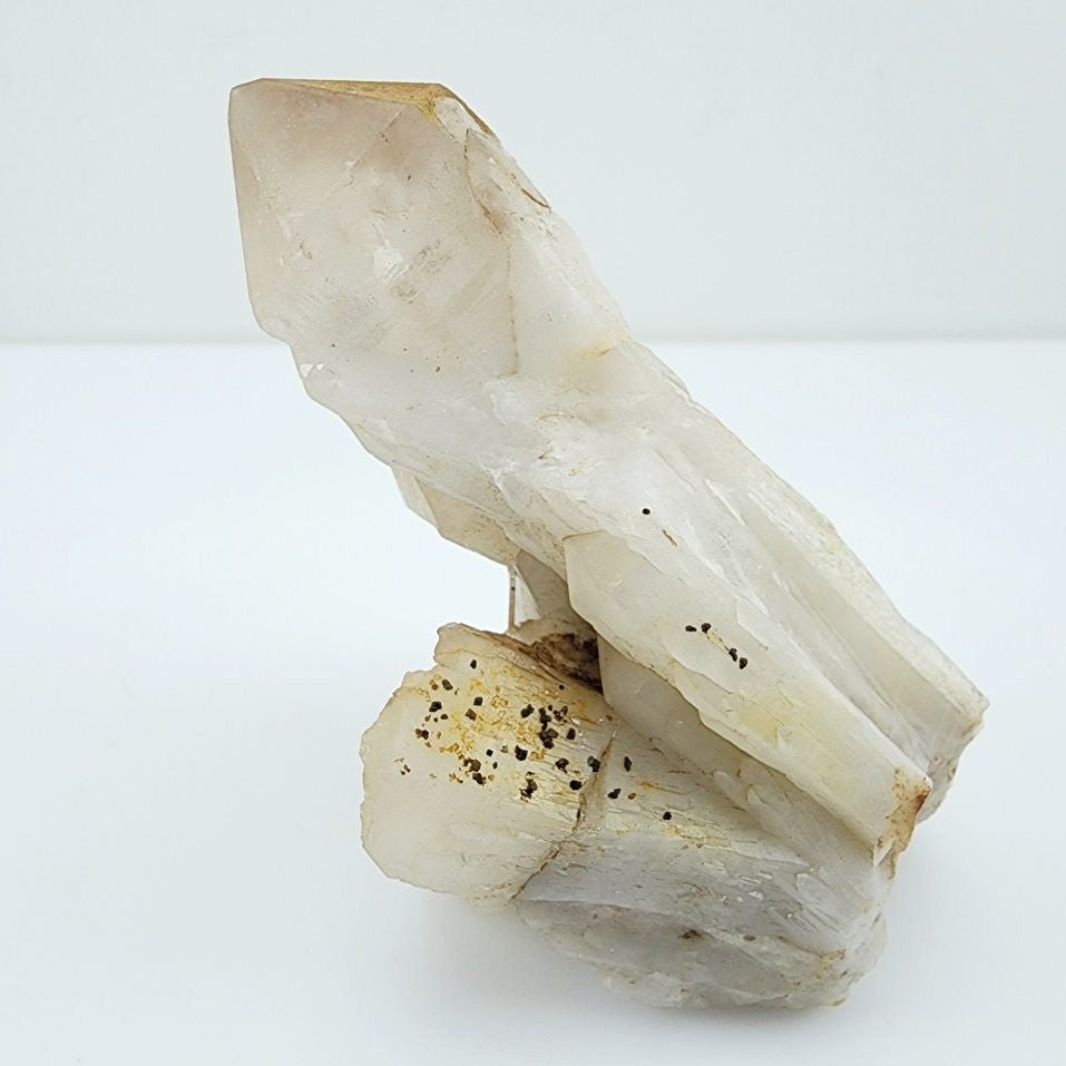 Catedral de Cuarzo con limonita - Minerales de colección