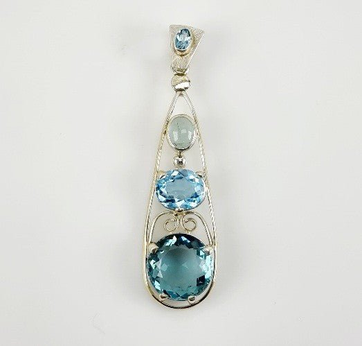 Dije Aguamarina, Topacio Azul, Cuarzo Aqua Aura y zircón natural - Dijes