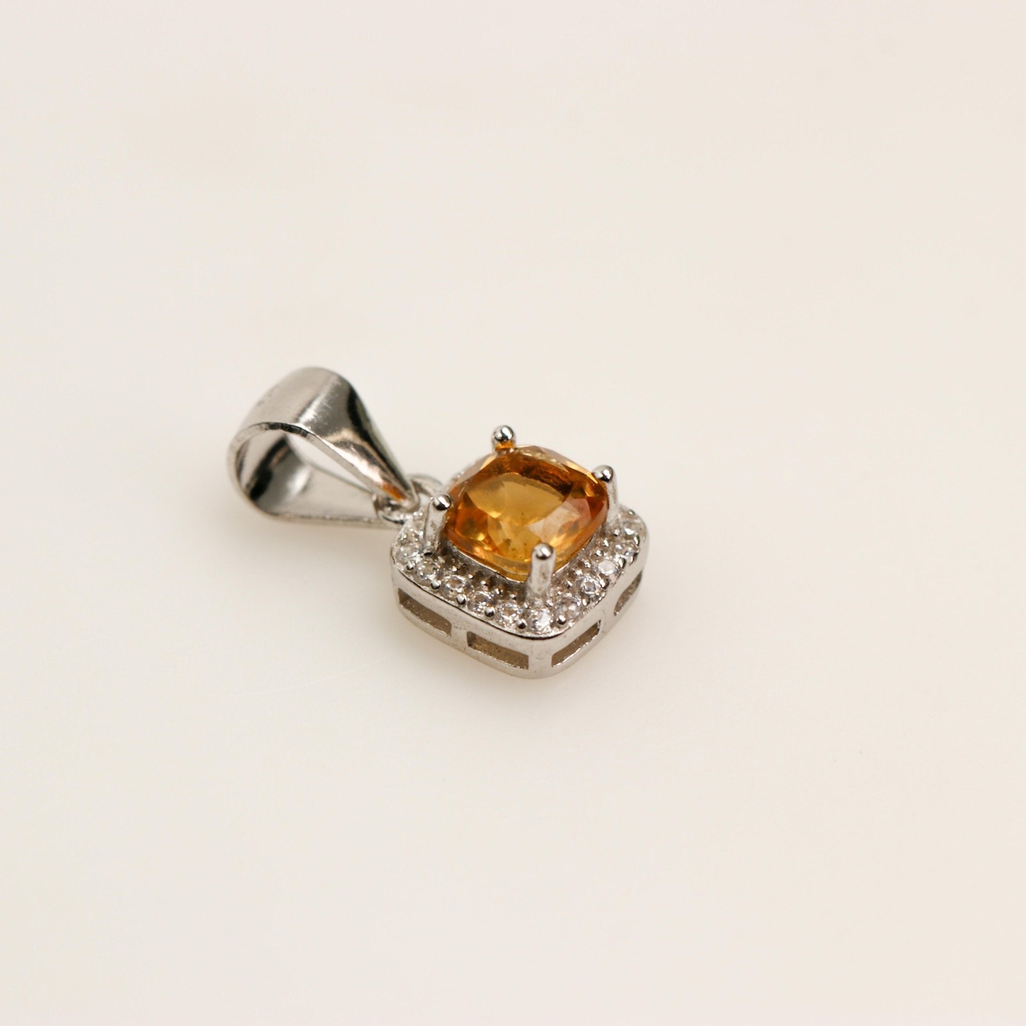 Dije de Citrino y cubic zirconia - Dijes