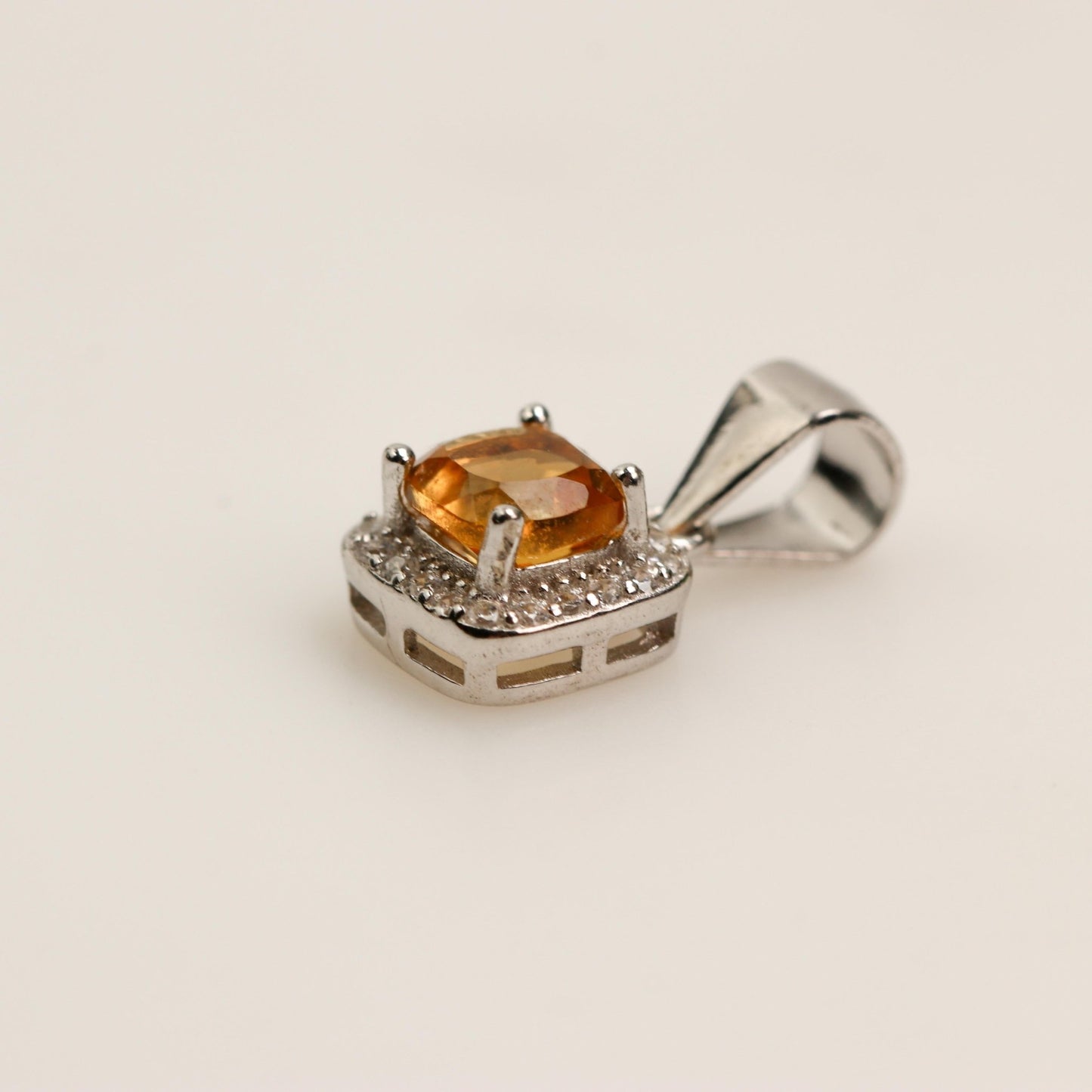 Dije de Citrino y cubic zirconia - Dijes