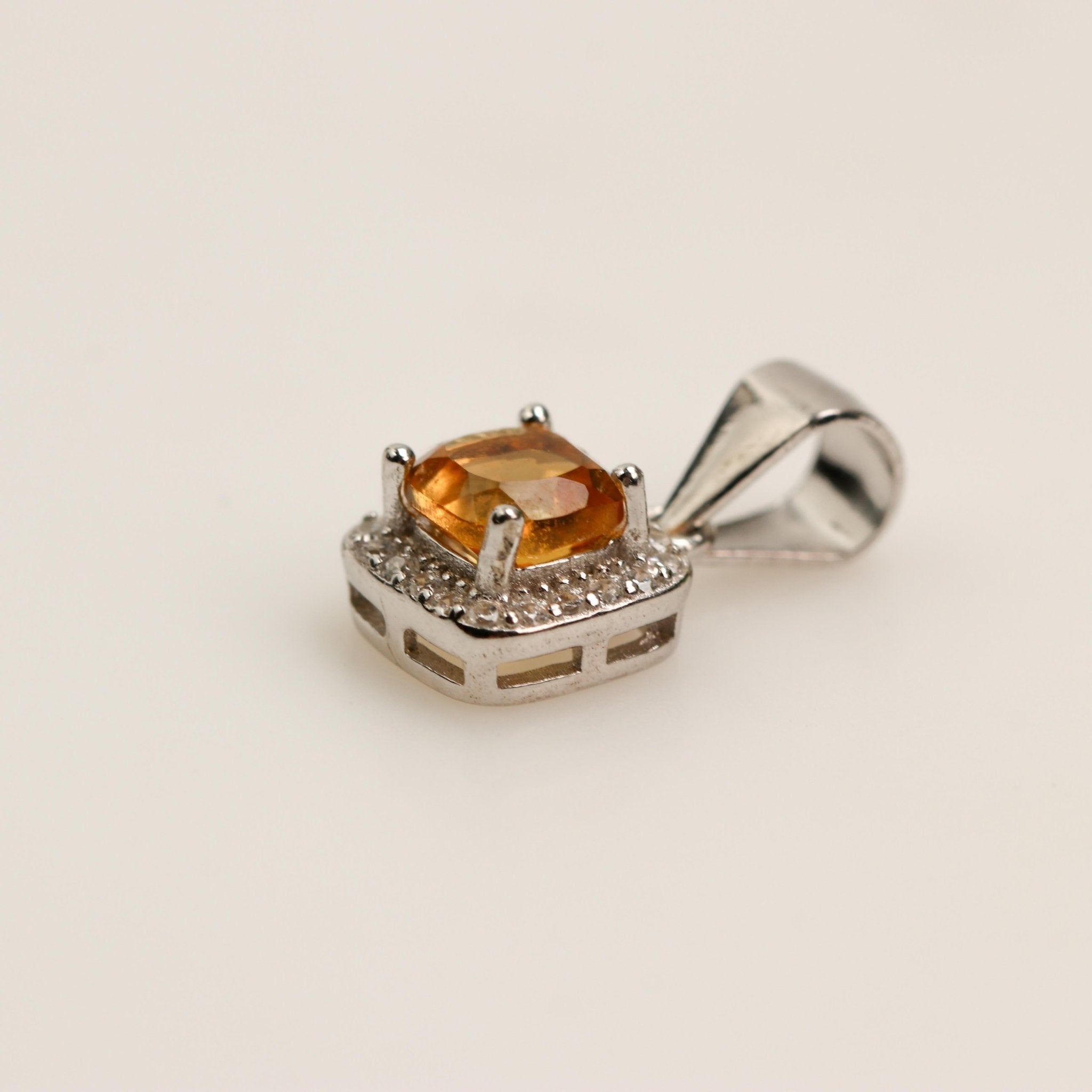 Dije de Citrino y cubic zirconia - Dijes