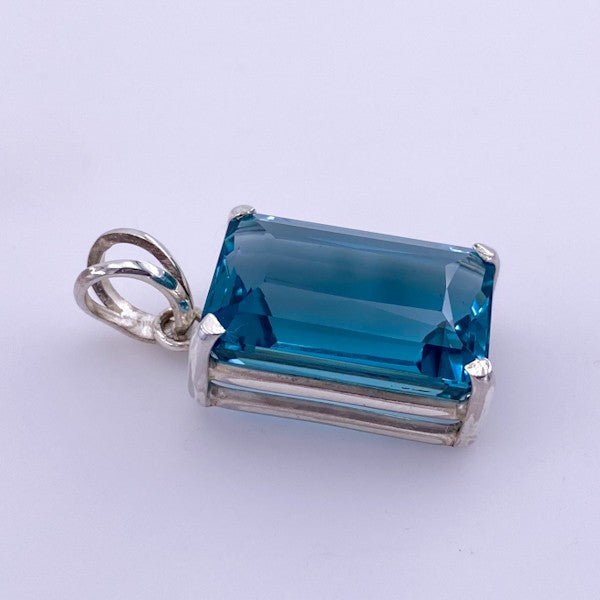 Dije de Cuarzo Aqua Aura - Dijes