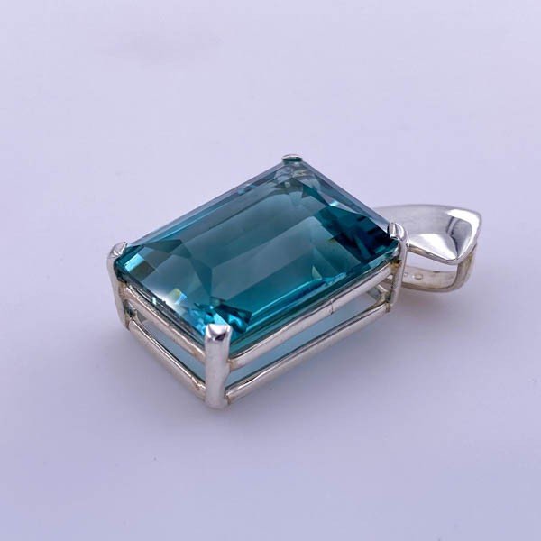 Dije de Cuarzo Aqua Aura - Dijes