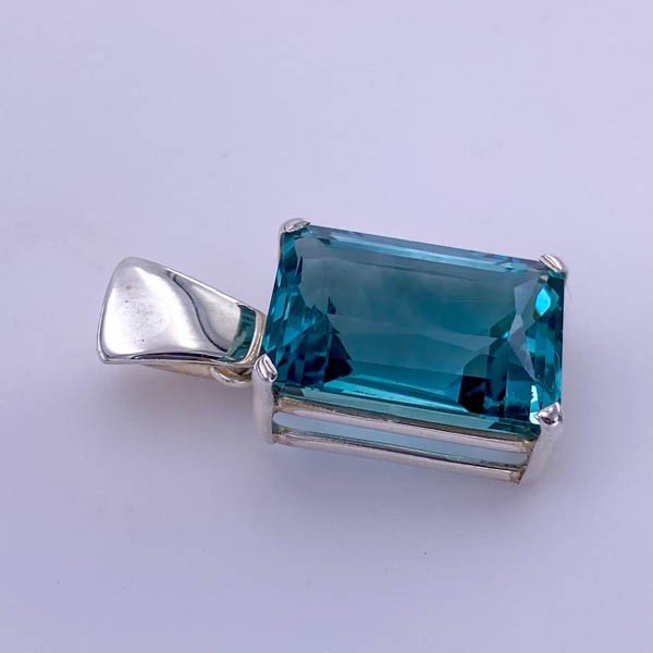 Dije de Cuarzo Aqua Aura - Dijes