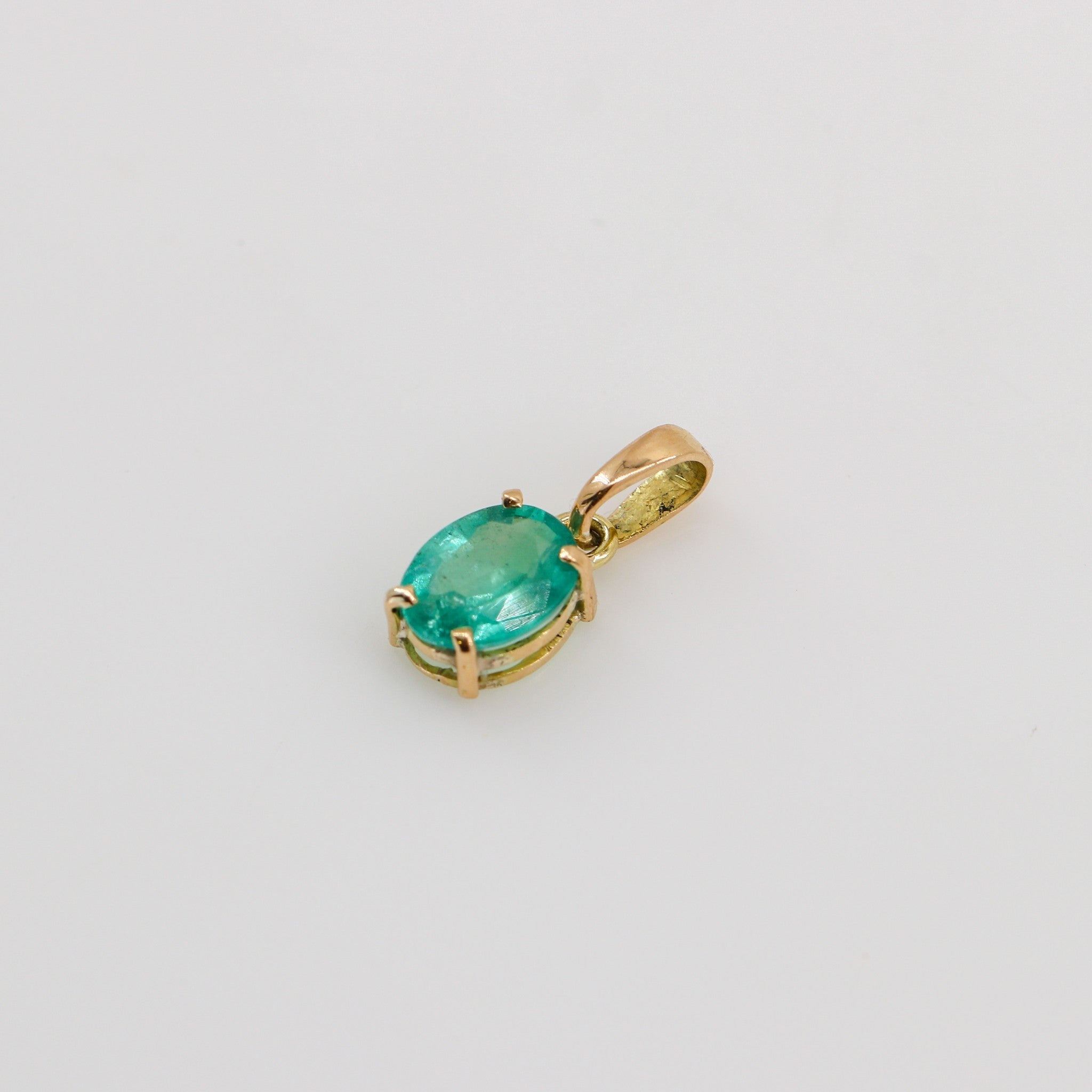 Dije de Esmeralda en oro 18 k - Dijes