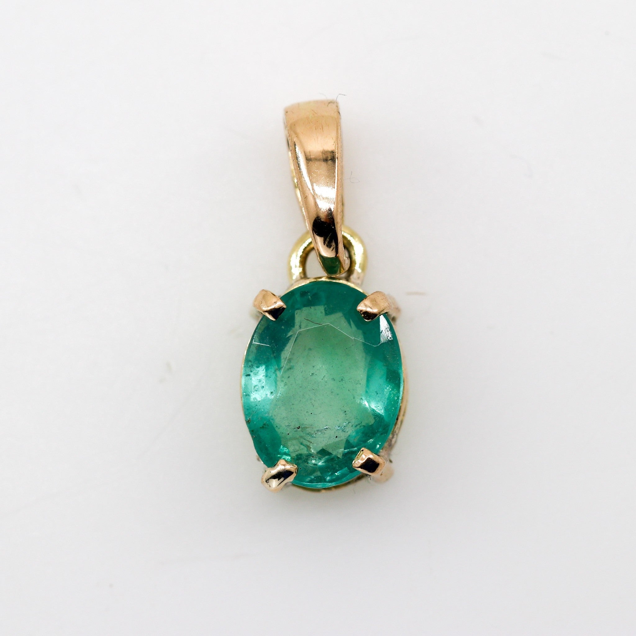 Dije de Esmeralda en oro 18 k - Dijes