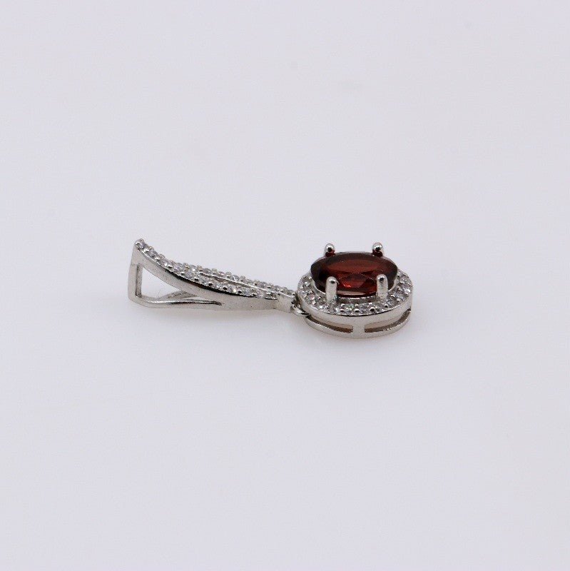 Dije de Granate y cubic zirconia - Dijes