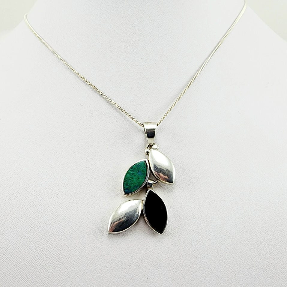 Dije de malaquita y onix con cadena 45 cm - Dijes