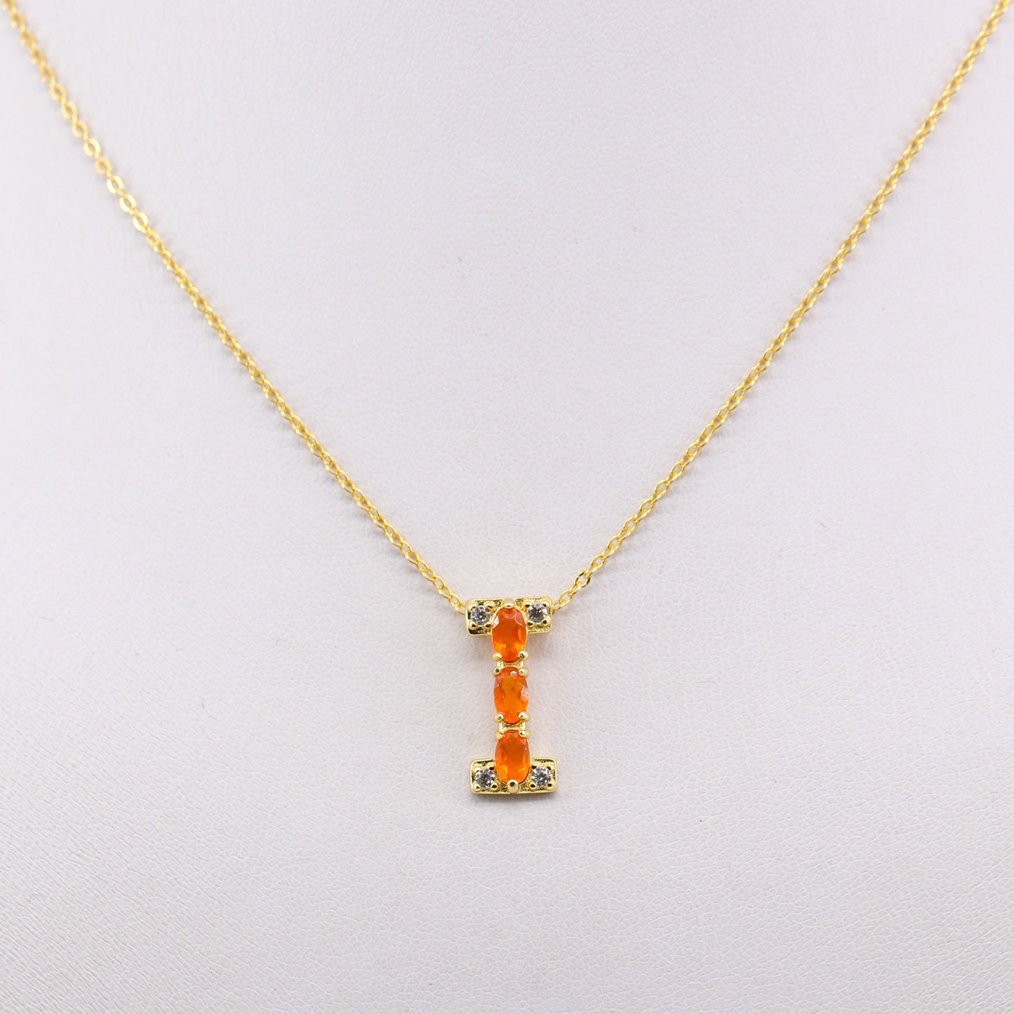 Dije de Ópalo De Fuego y cubic zirconia con cadena 45 cm y baño de oro - Dijes
