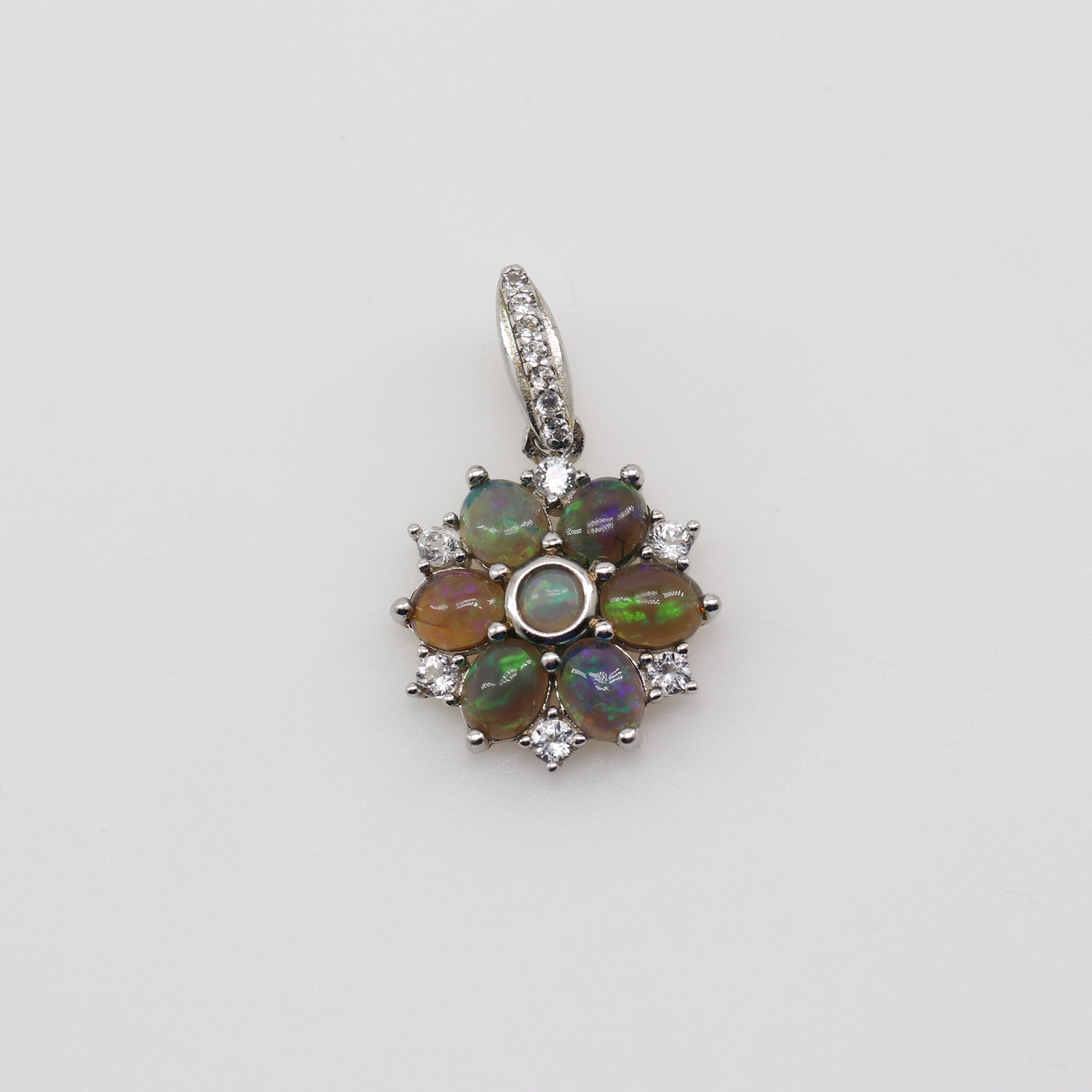 Dije de Ópalo negro australiano y cubic zirconia - Dijes
