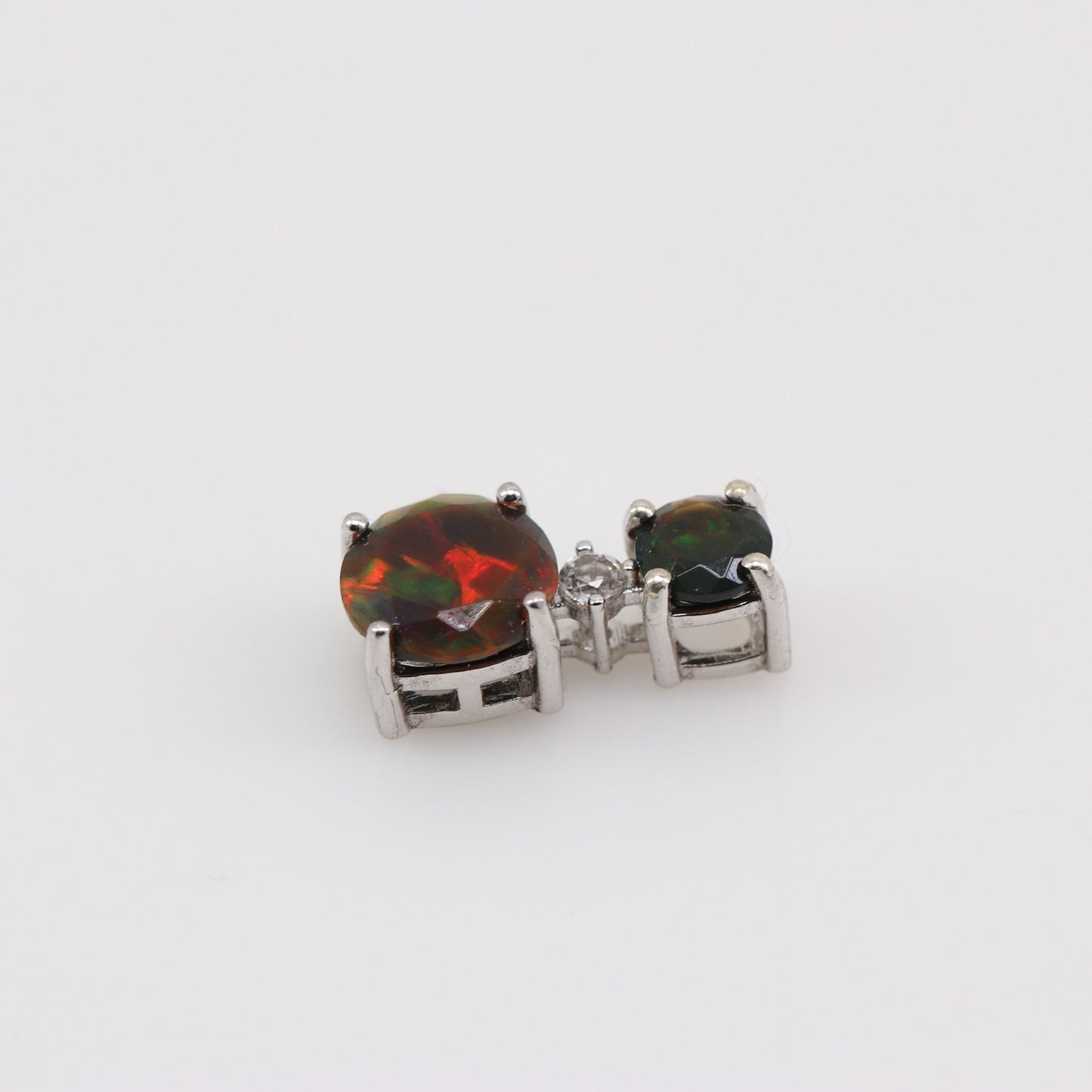 Dije de Ópalo negro australiano y cubic zirconia - Dijes