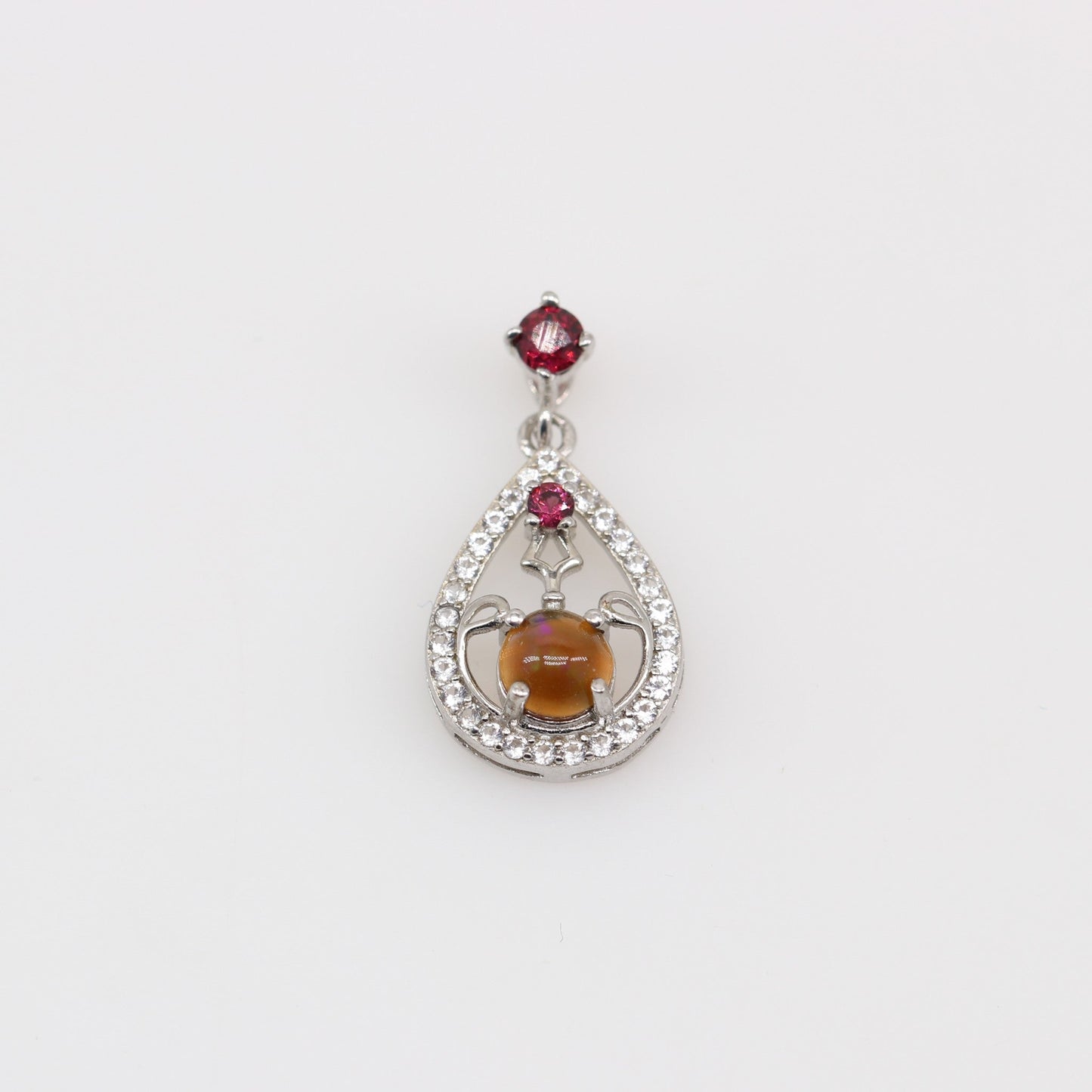 Dije de ópalo negro, Granate rodolito y cubic zirconia - Dijes