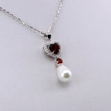 Dije de Perla, Granate y cubic zirconia con cadena 45 cm - Dijes