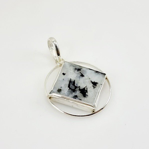 Dije de Piedra Luna con Turmalina negra - Dijes