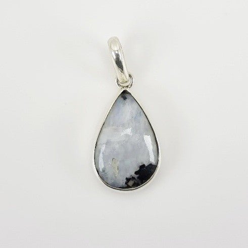 Dije de Piedra Luna con Turmalina negra - Dijes