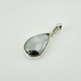Dije de Piedra Luna con Turmalina negra - Dijes