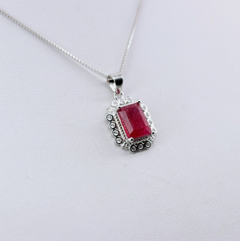 Dije de Rubí y Cúbic Zirconia con cadena 45 cm - Dijes