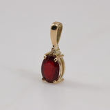Dije de Rubí y diamante en oro 18k - Dijes