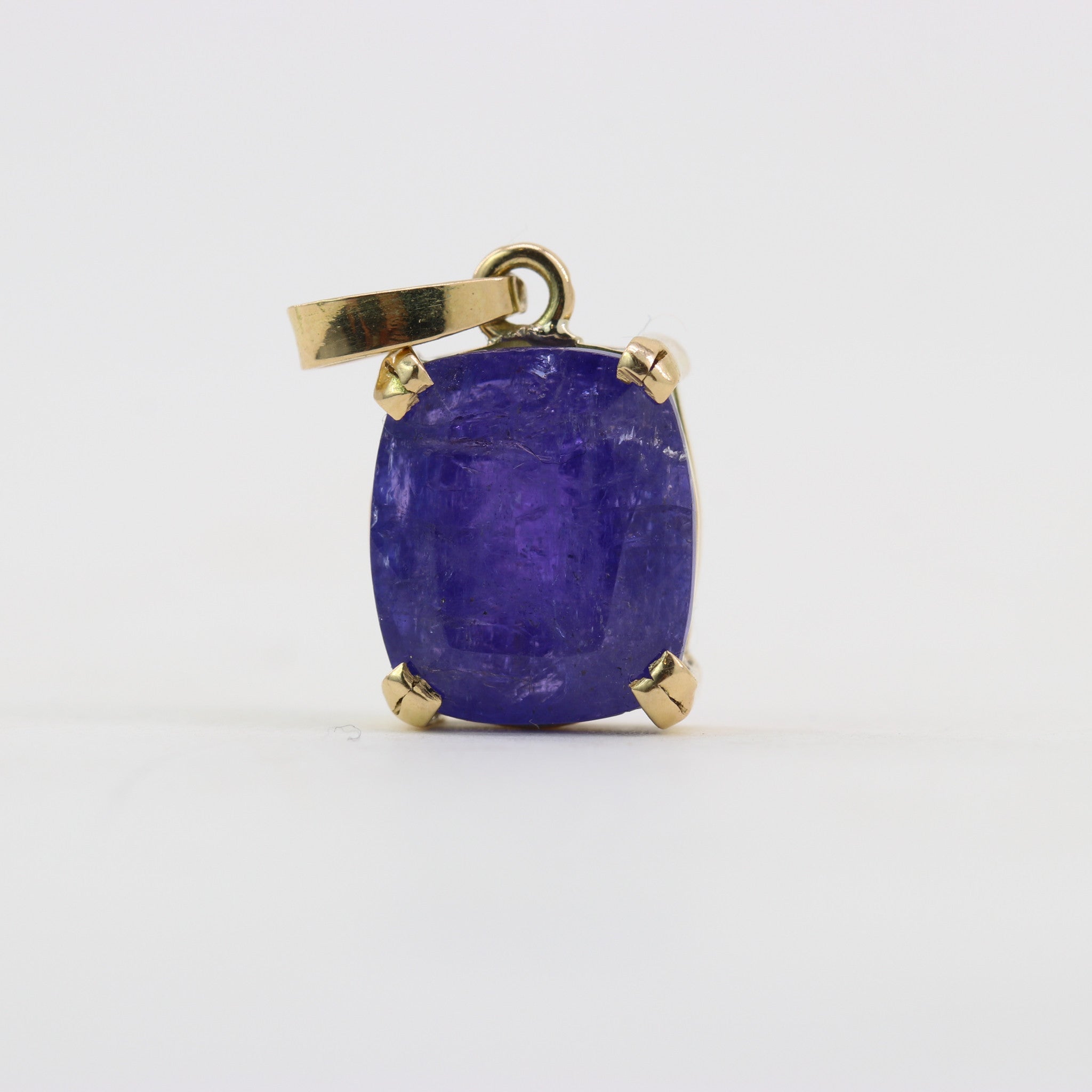 Dije de Tanzanita en oro 18 k - Dijes
