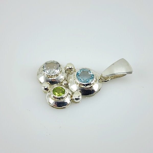Dije de Topacio Azul, Topacio Blanco y Peridoto - Dijes