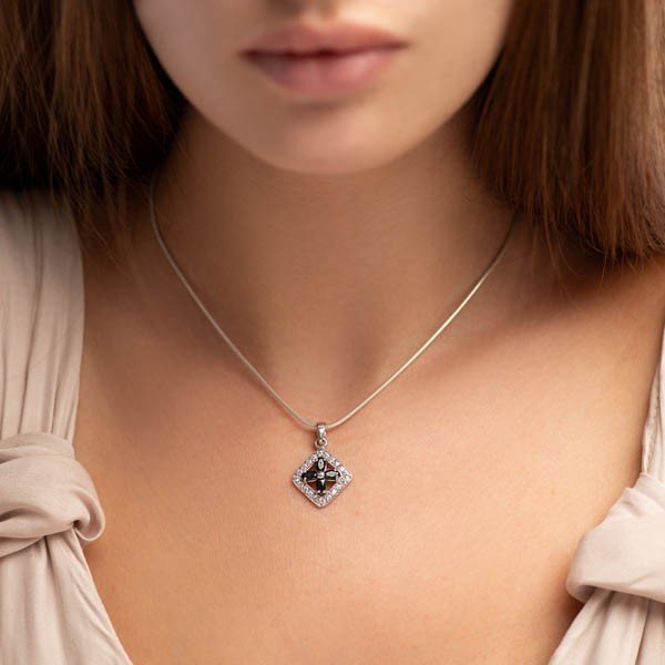 Dije de Zafiro y cubic zirconia - Dijes