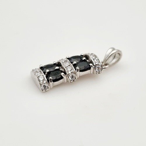 Dije de Zafiro y cubic zirconia - Dijes