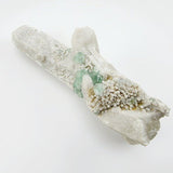 Fluorita Octaédrica sobre punta de Cuarzo - Minerales de colección