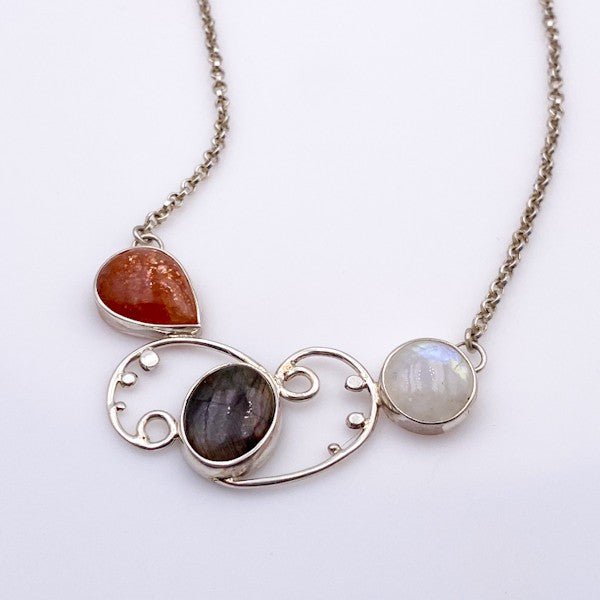 Gargantilla de Piedra Luna, Piedra sol y Labradorita lavanda - Gargantillas