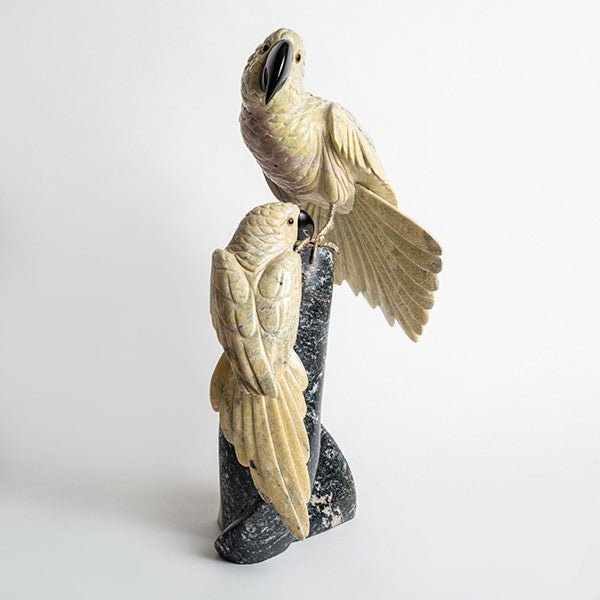Loros Alegres - Talla en piedra