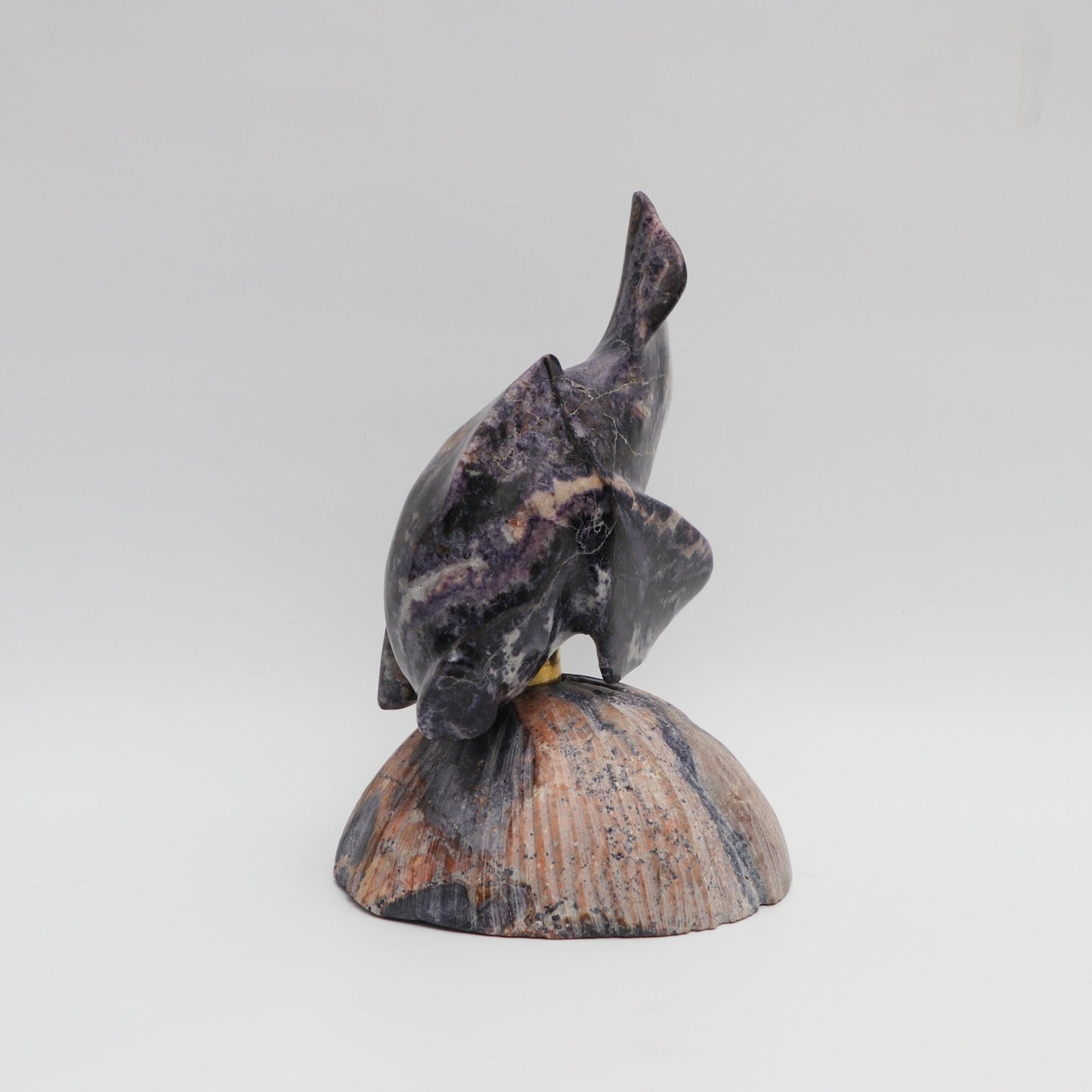 Pez violeta - Talla en piedra