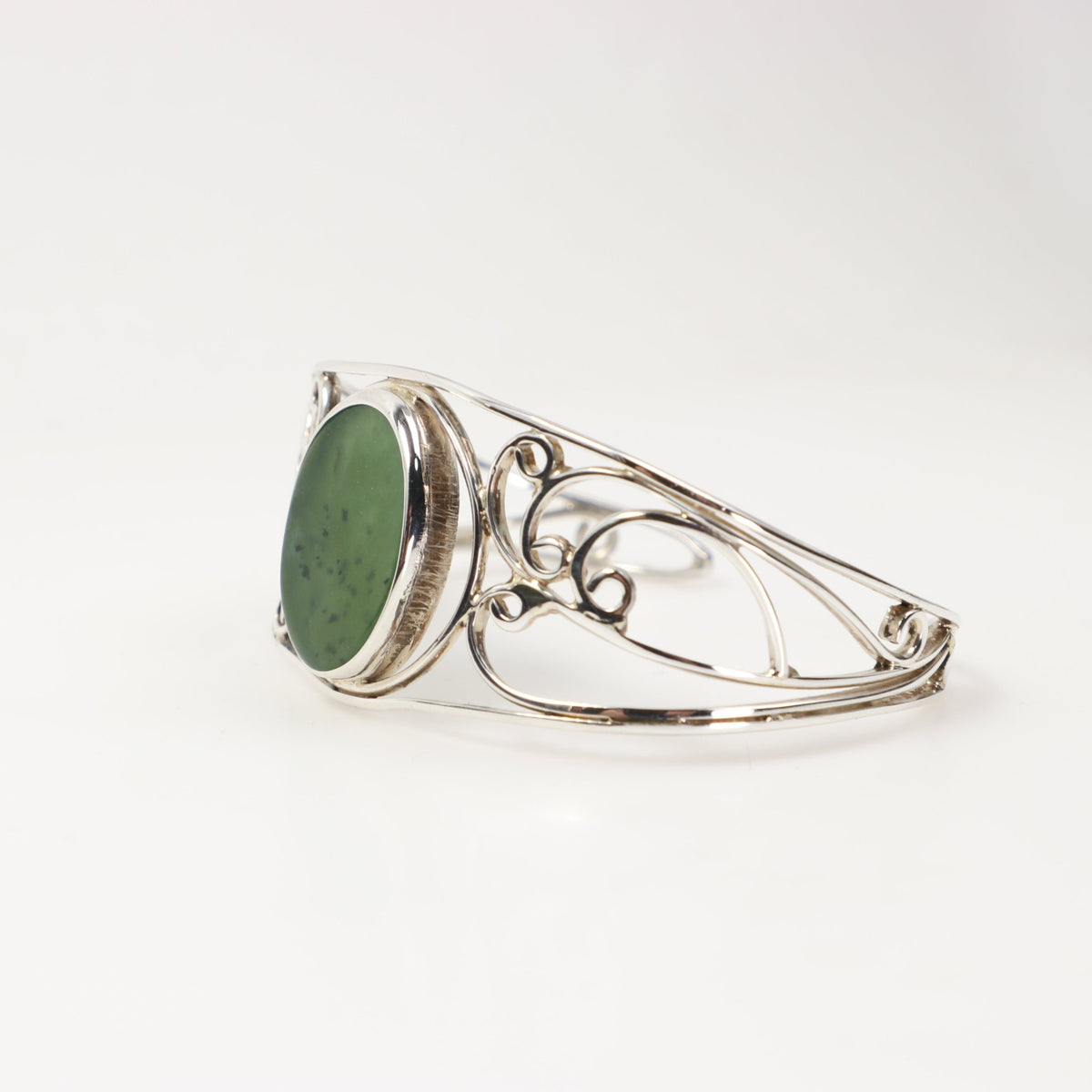 Pulsera de Jade elaborada en plata 950 - Pulseras