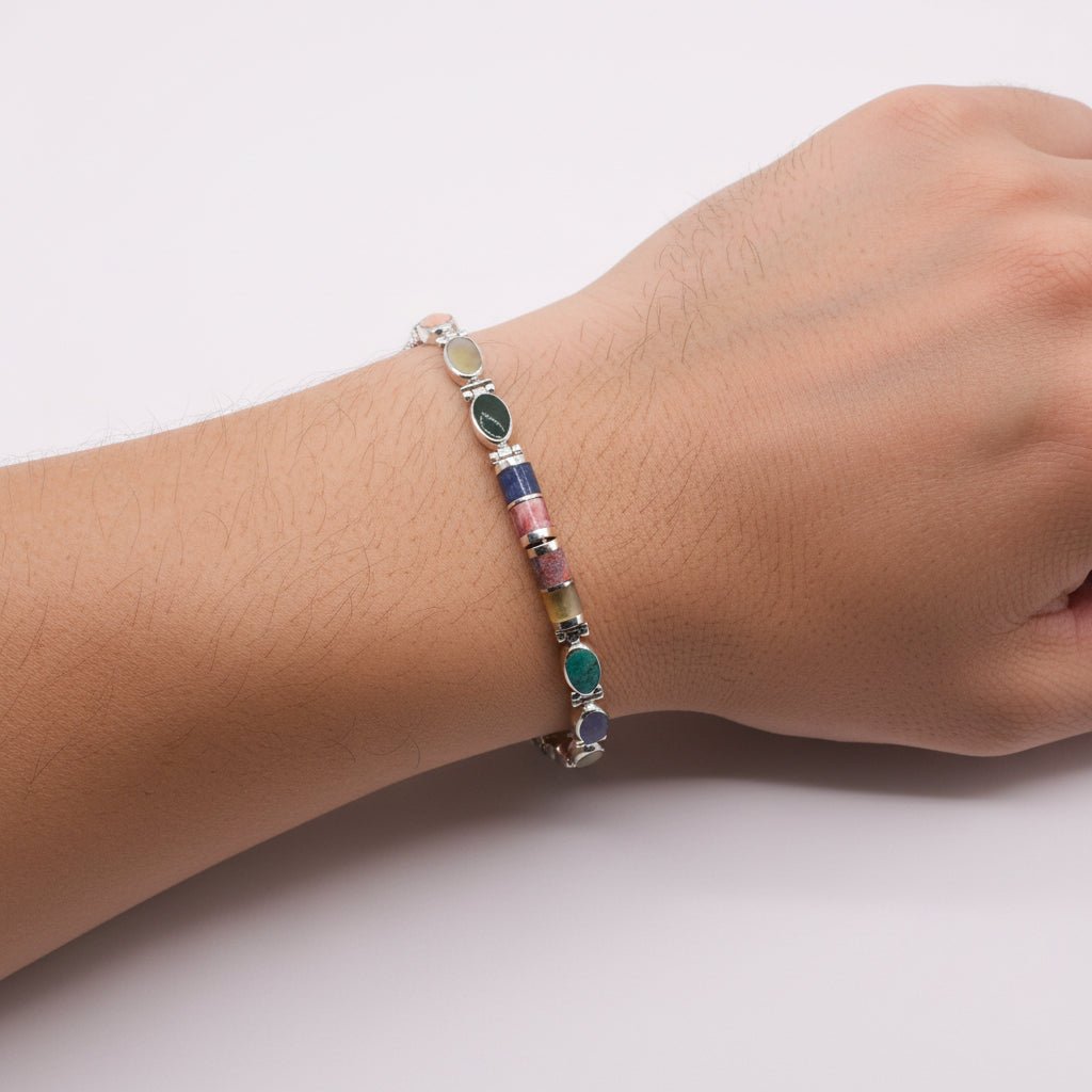 Pulsera de Malaquita y Lapislázuli en Plata 925 con cabujones pulidos de Nácar, Rodonita y Turquesa.
