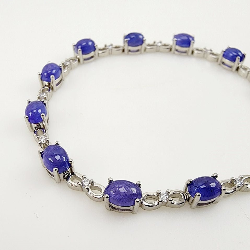 Pulsera de Tanzanitas y cubic zirconia. - Pulseras