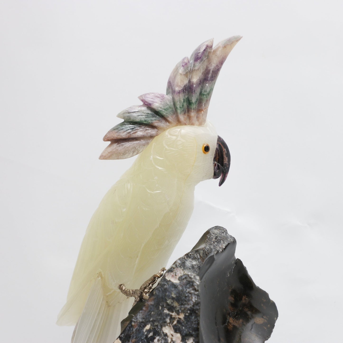 Vigilia Tropical - Talla en piedra