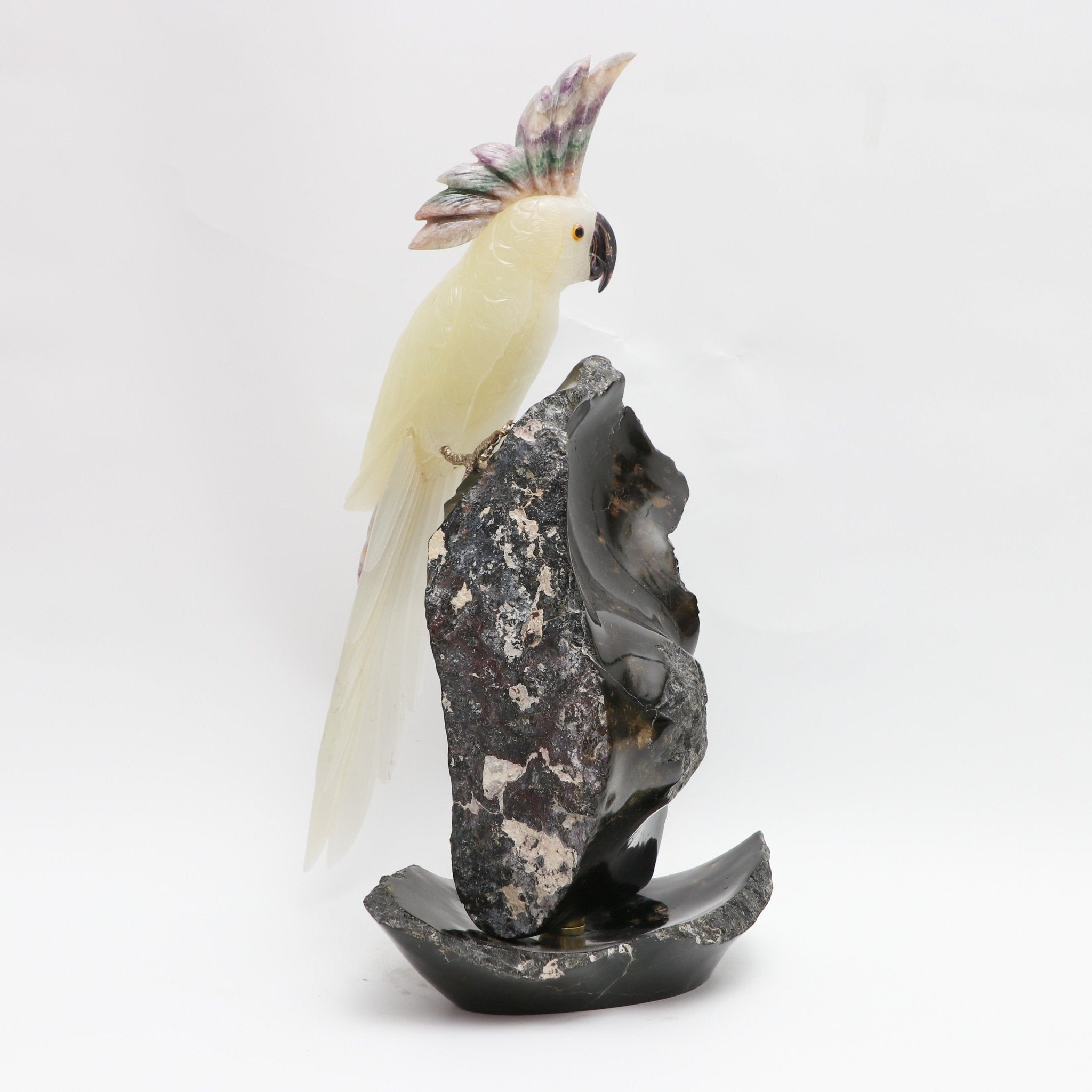 Vigilia Tropical - Talla en piedra